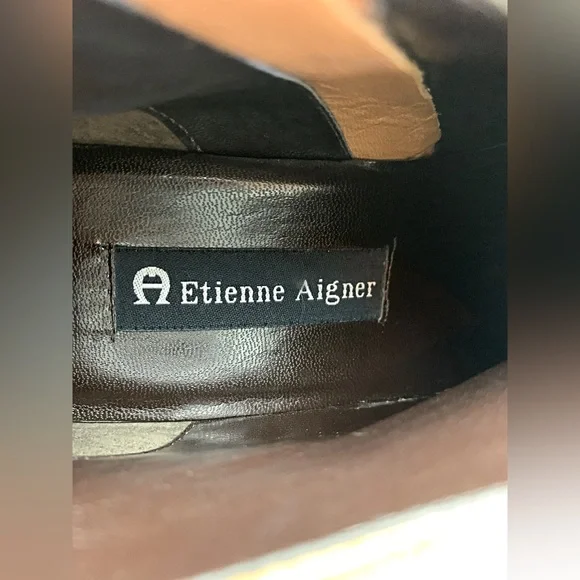 Vintage Tan leather booties by Etienne Aigner - Picture 9 of 9
